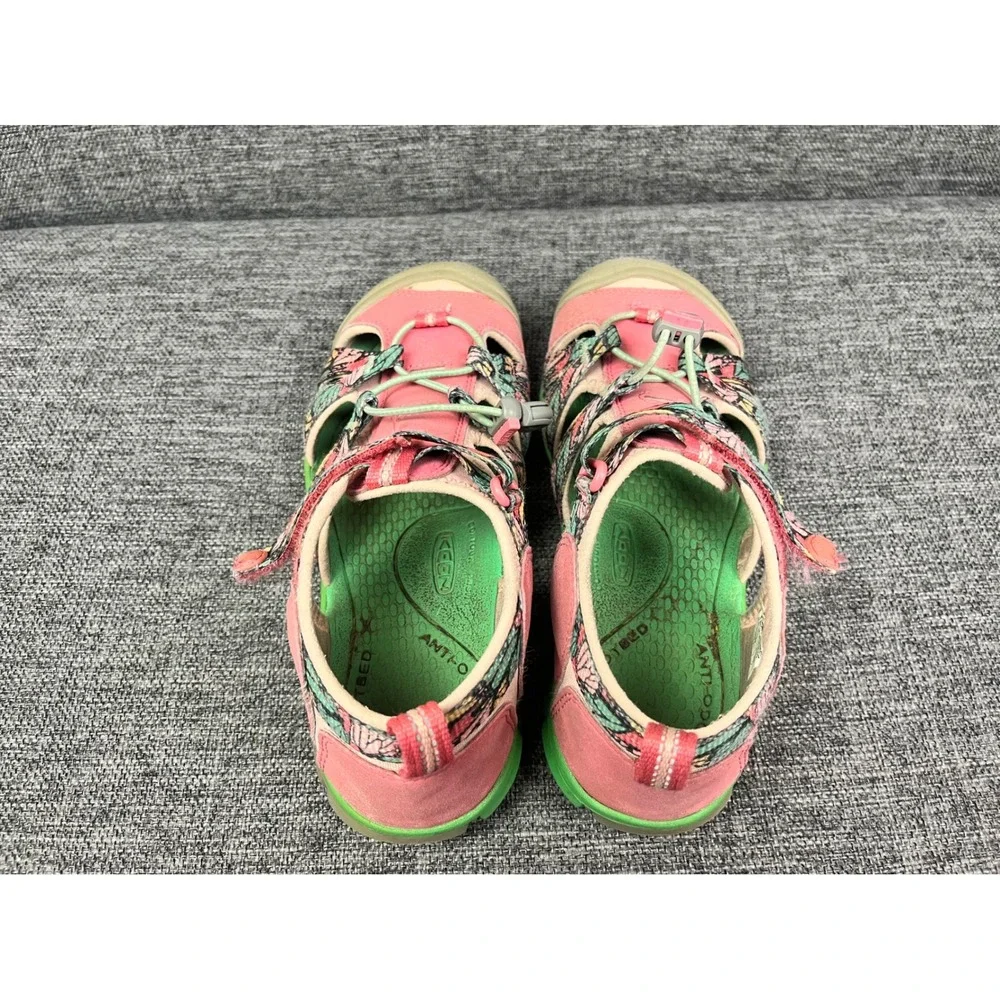 Keen Seacamp II CNX Girls Pink Green Butterfly Water Sandals Size 3 US 35 EU